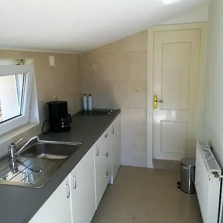 Olive Grove Apartment *